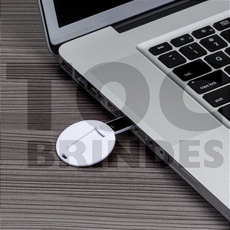 Pen drive cartão redondo em plástico, pen card, corpo com furo para colocar cordão, com armazenamento de 4GB, 8GB, 16GB ou 32GB