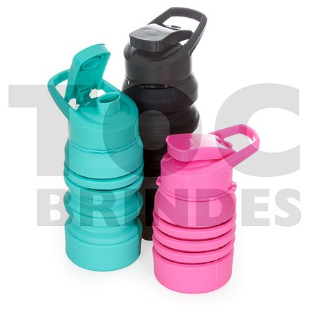 Squeeze 500ml, retrátil, em silicone, com tampa rosqueável, alça, bico e tampa protetora