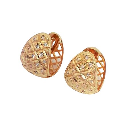 Brinco em ouro amarelo com 32 diamantes (Ref. 36144)