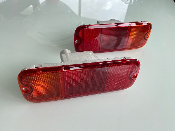 Lanterna traseira do parachoque (Jimny 1999-2022 ou Grand Vitara 1999-2003)