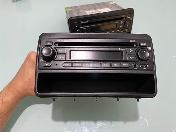 Som original do Suzuki Jimny 2013 a 2017 - USB e Bluetooth