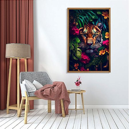 Tigre no Fundo Floral Tropical