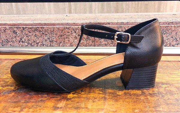 SAPATO  EM COURO 136005 PRETO / TEXTURIZADO PRETO