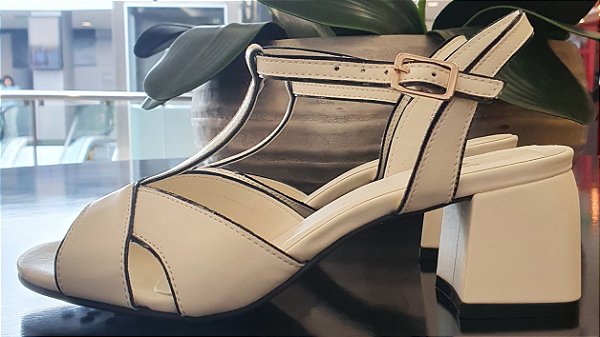 SANDÁLIA 523001 OFF WHITE / PRETO