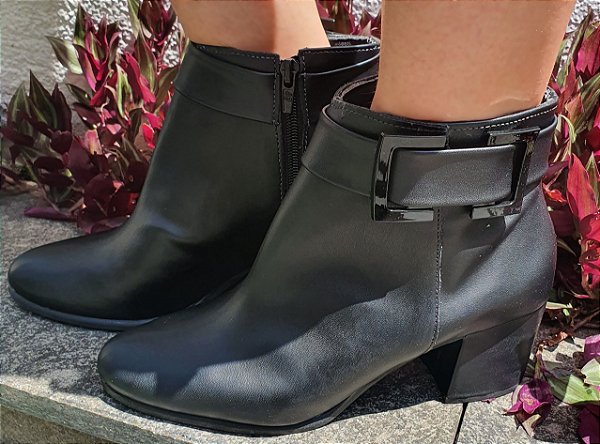 BOTA 25018 PRETO / FIVELA PRETO