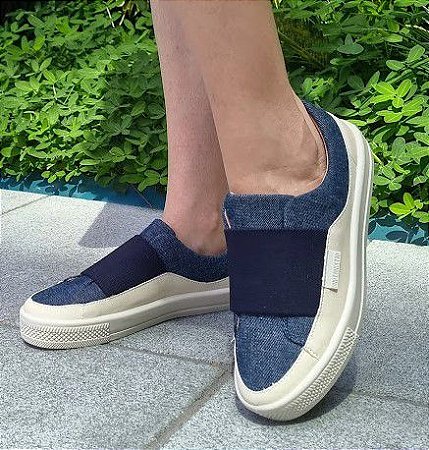 TÊNIS 9354 JEANS MARINHO  COM ELÁSTICO LARGO FACILITANDO O CALCE