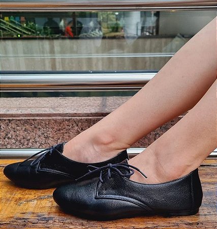 OXFORD EM COURO  903802 PRETO / CADARÇO FALICITANDO O CALCE /  MUITO CONFORTÁVEL