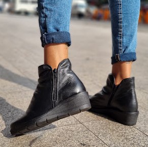 BOTA ANABELA  EM COURO 1009 PRETO