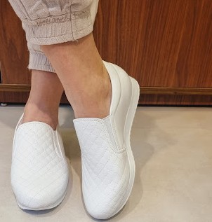 TÊNIS 20914 BRANCO MATELASSÊ