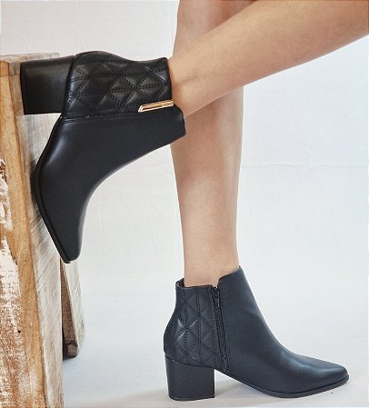 BOTA VIA UNO 828014 PRETO / SALTO BLOCO