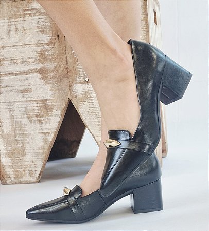 SCARPIN VIA UNO 905016 PRETO / DETALHE DOURADO