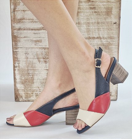 SANDÁLIA EM COURO 981893 OFF WHITE / FERRARI / MARINHO