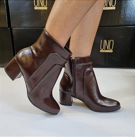 BOTA 255060 MARROM / COSTURAS SOBREPOSTAS