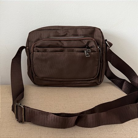 Bolsa nylon crossbody marrom