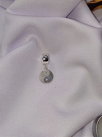 Berloque yin yang em prata 925