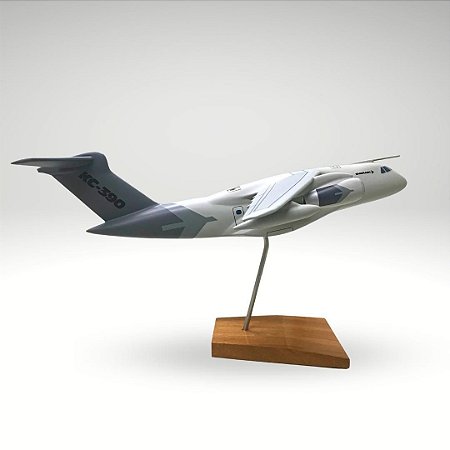 MAQUETE - KC 390 - (35 cm) - [1:100] - [PRODUTO SOB ENCOMENDA EM ATÉ 30 DIAS]