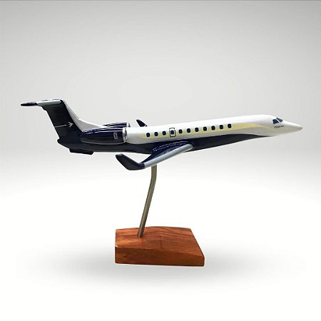 MAQUETE- LEGACY 650 - (17 cm) - [1:150] - [PRODUTO SOB ENCOMENDA EM ATÉ 30 DIAS]