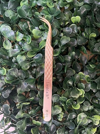 Pinça Lashtalk Curva - M-01 - Dourada
