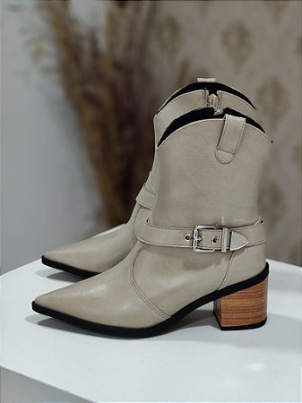 BOTA WESTERN CALF FENO