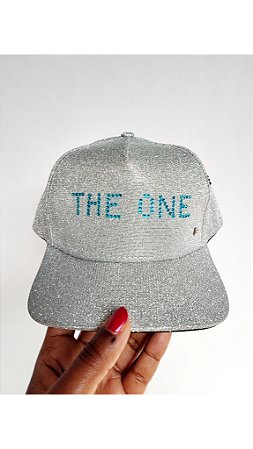 Boné com brilho personalizado