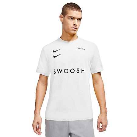 Camiseta Nike Double Swoosh