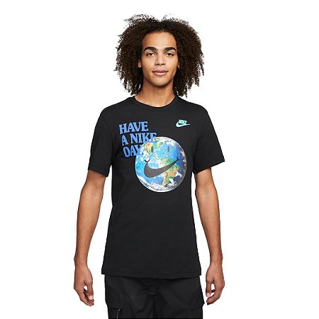 Camiseta Nike Sportswear Have a Nike Day Preta