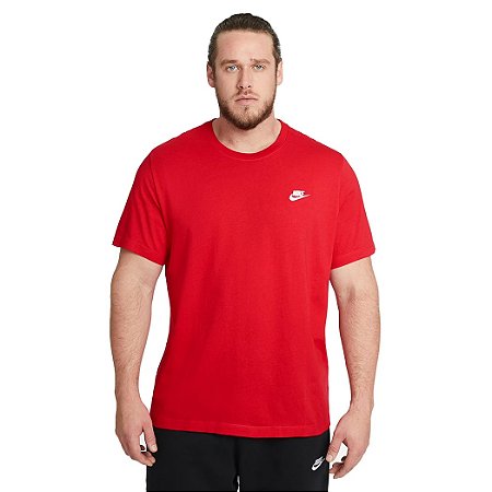 Camiseta Nike Sportswear Club Vermelha