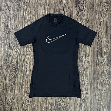Camiseta Nike Pro Preta