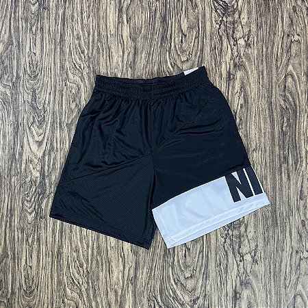Short Nike Dri-Fit Basketball Preto com Branco