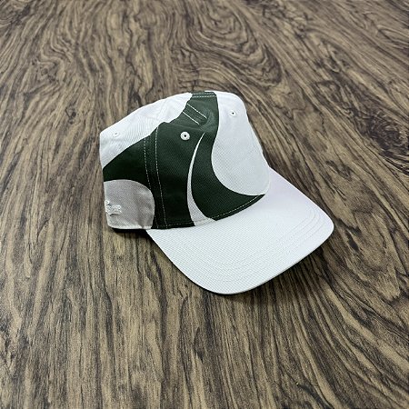 Boné Lacoste x Théo Curin Branco
