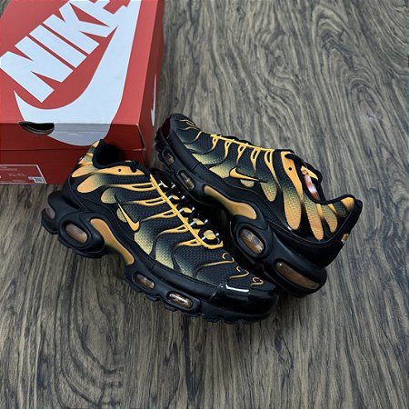Tênis Nike Air Max Plus Black/Sundial