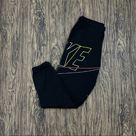 Calça Nike Sportswear Club+ Preto