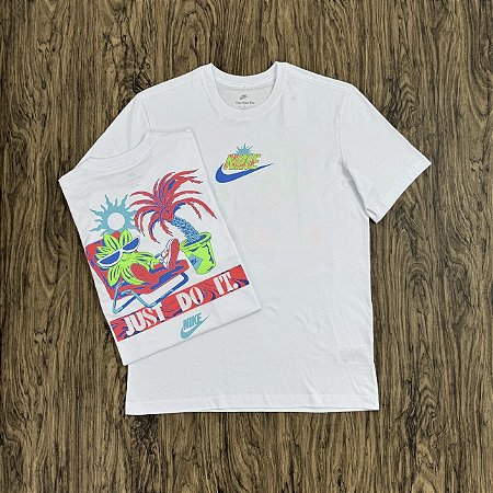 Camiseta Nike Sportswear Just do It Branca
