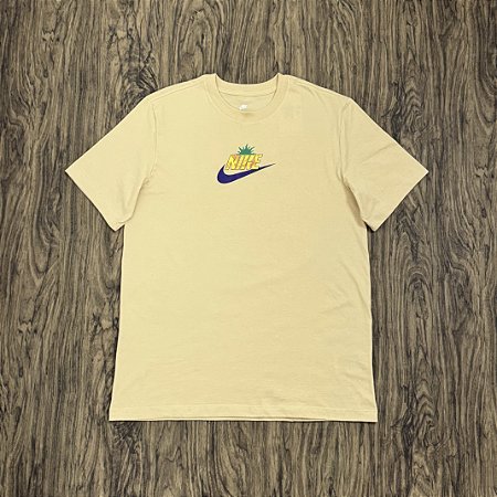 Camiseta Nike Sportswear Just do It Bege