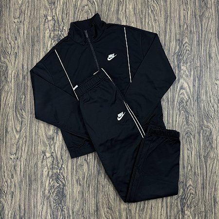 Agasalho Nike Essential Sportswear Feminino Preto