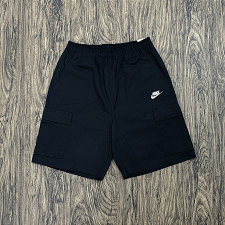Short Nike Club Cargo Preto