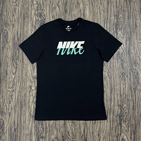 Camiseta Nike Sportswear M90 Preta