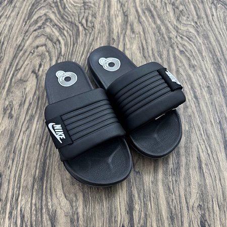 Chinelo Nike OffCourt Adjust Preto