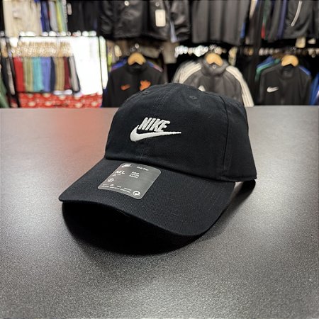 Boné Nike Club Preto