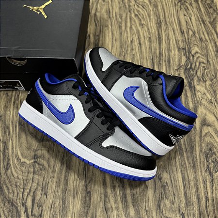 Tênis Nike Air Jordan 1 Low Royal Metallic Platinum