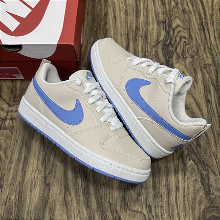 Tênis Nike Court Borough Low Bege com Azul