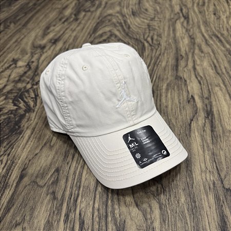 Boné Nike Jordan Club Creme