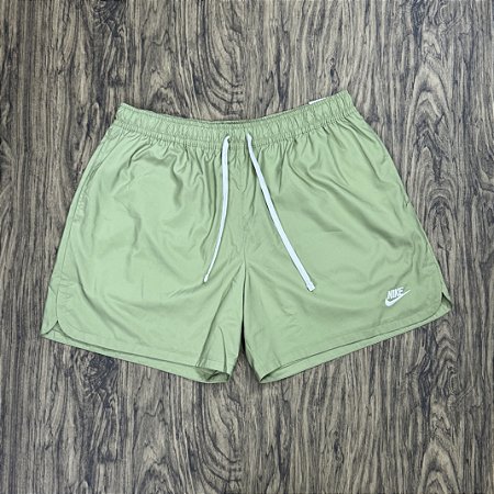 Short Nike Sportswear Woven Flow Verde Militar