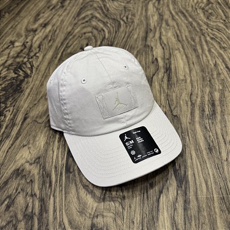 Boné Nike Jordan Club Creme