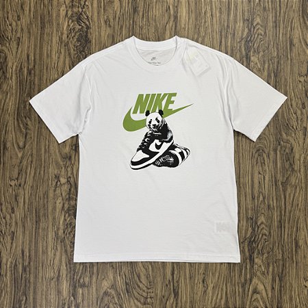 Camiseta Nike Panda Branca