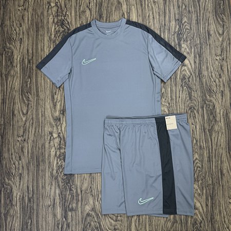 Conjunto Nike Academy Dri-Fit Cinza com Verde