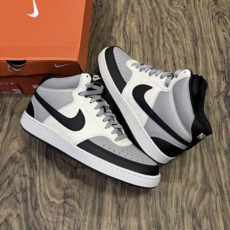 Tênis Nike Court Vision Mid Cinza com Preto