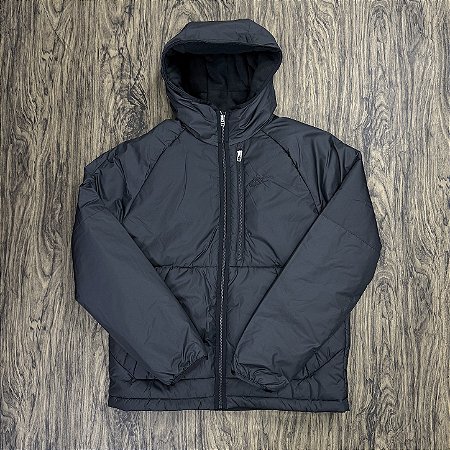 Jaqueta Nike Puffer Therma-Fit Preta