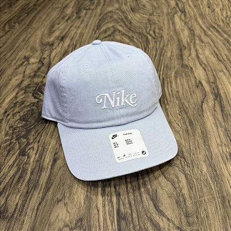 Boné Nike Club Sportswear "1972" Azul Bebê