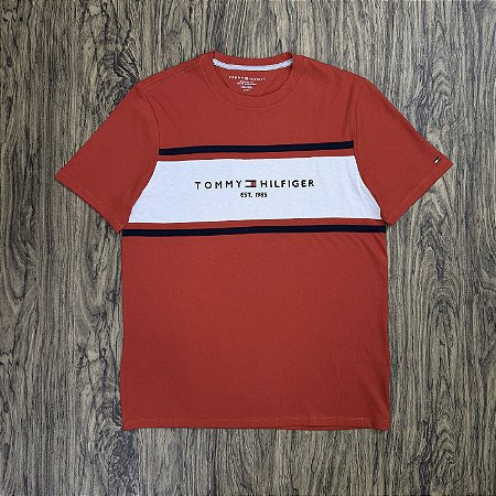 Camiseta Tommy Hilfiger Block Logo XM07453 Vermelha